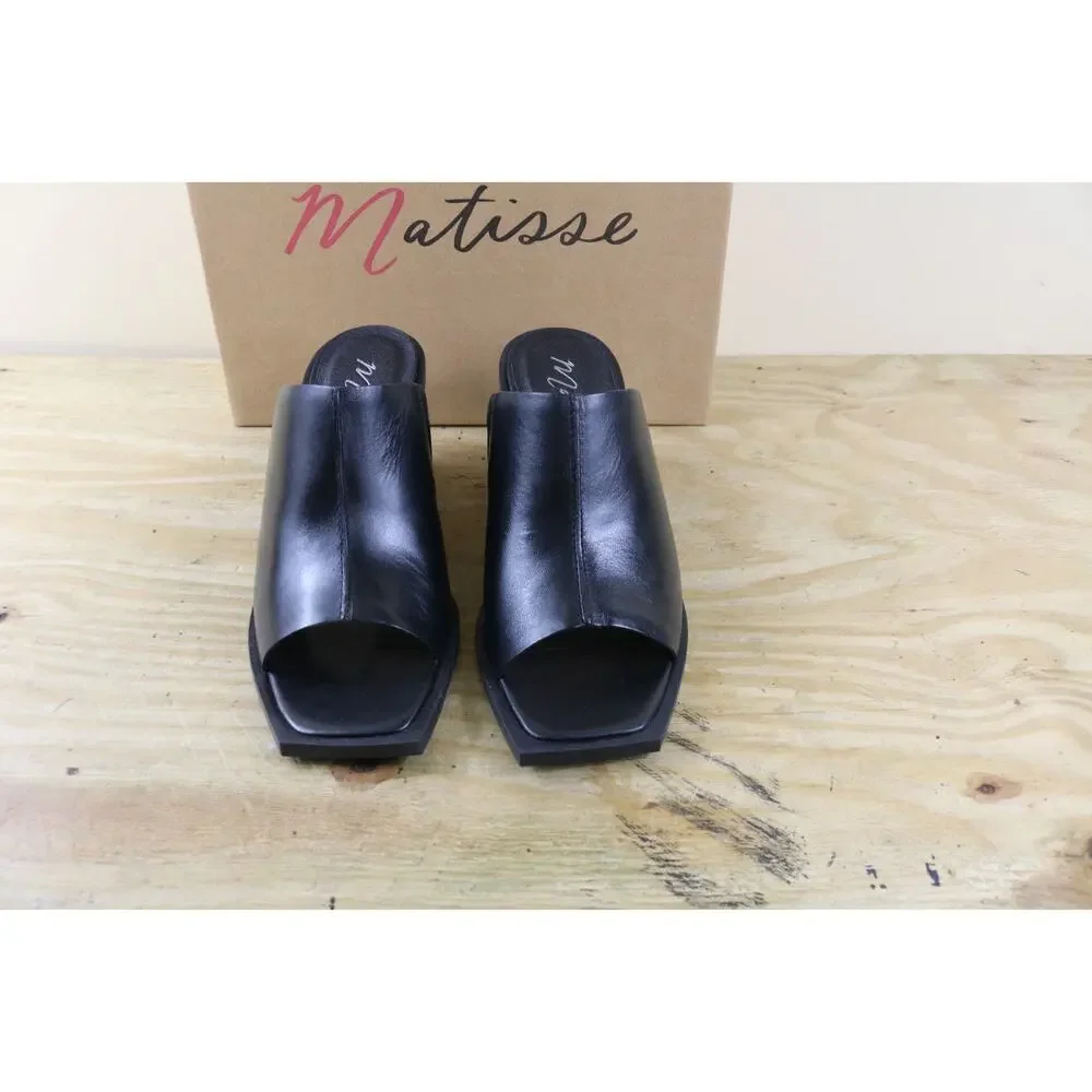 New Matisse Sandals Black Leather 8M Lillie Wedge Heeled Slip On Shoes